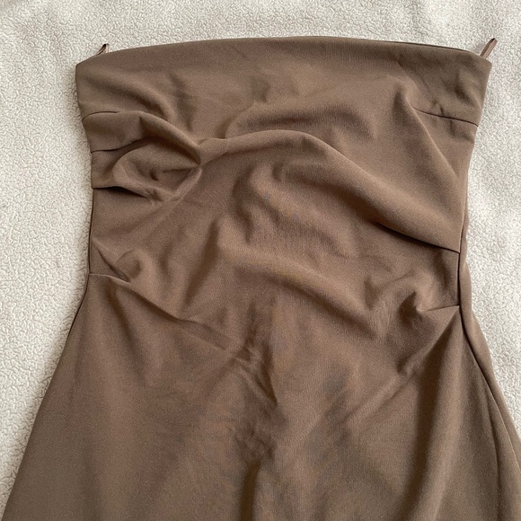 Zara Strapless Mini Dress Taupe/Light Brown - Picture 3 of 8
